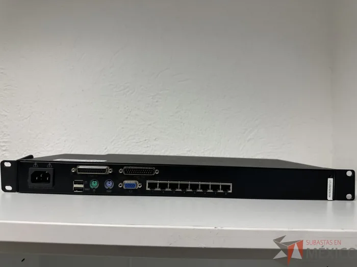 Lote 008 - Conmutador Remoto Servidores APC Analog 2G KVM0108A - Imagen 7