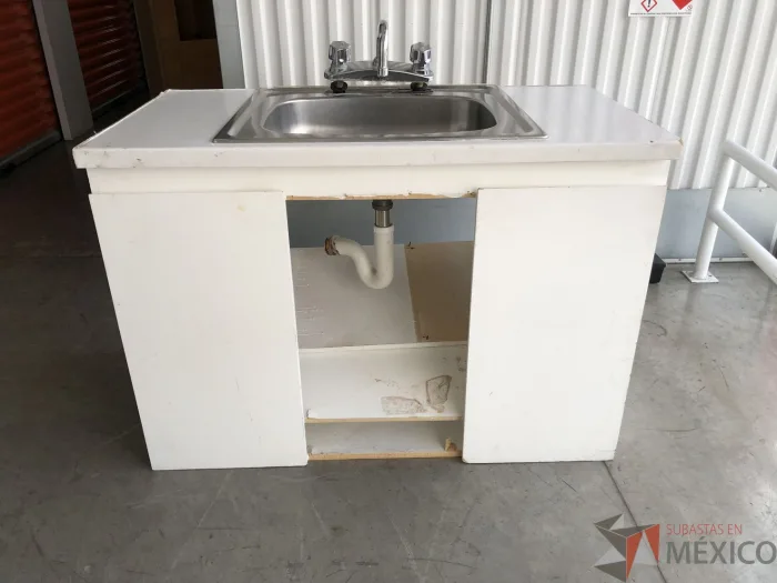 Lote 011 - Mueble con tarja - Imagen 3