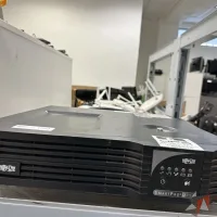 Lote 131 - UPS Tripp Lite SMART3000RM2U - Imagen 7