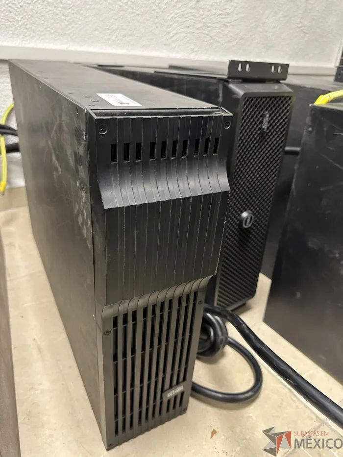Lote 136 - UPS Tripp Lite BP48V60RT-3U - Imagen 2