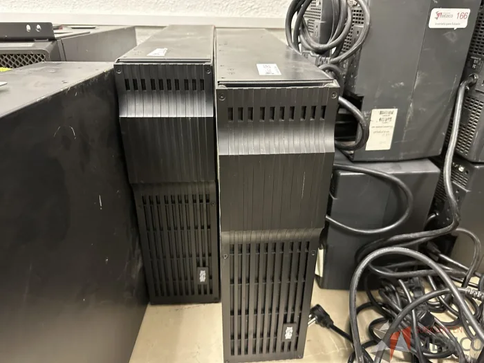 Lote 049 - UPS Tripp Lite BP48V60RT-3U - Imagen 5