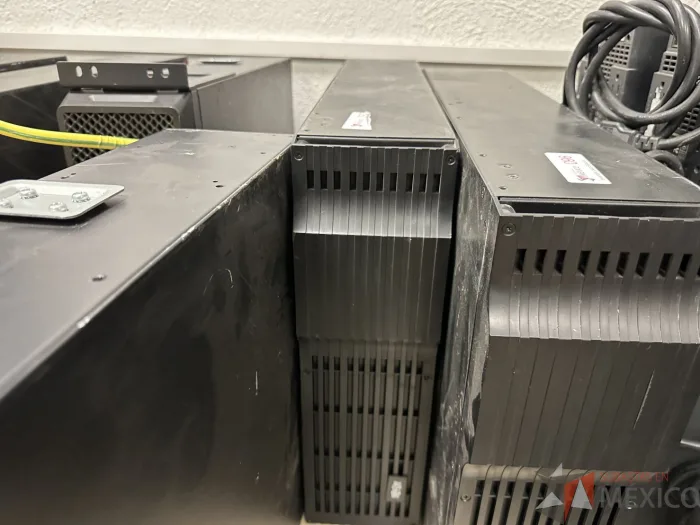 Lote 049 - UPS Tripp Lite BP48V60RT-3U - Imagen 4