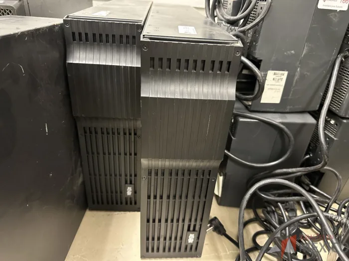 Lote 048 - UPS Tripp Lite BP48V60RT-3U - Imagen 4