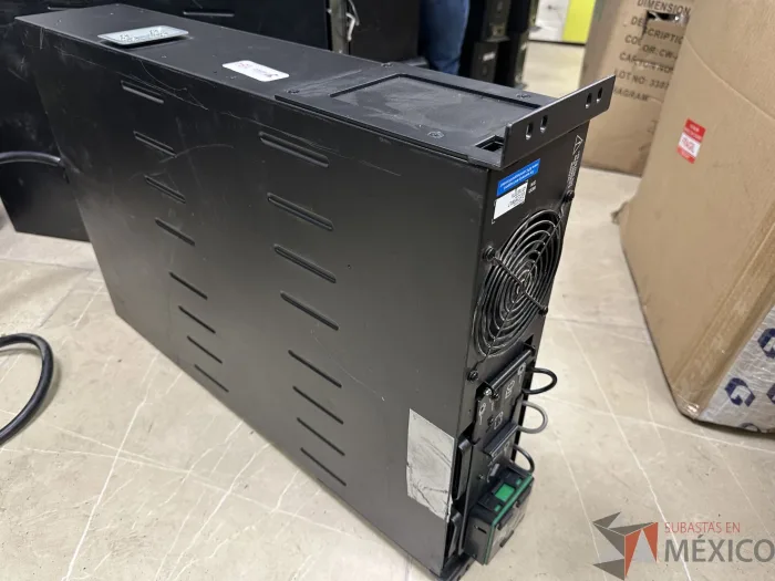 Lote 212 - APC, Smart UPS SRT5000 VA RM