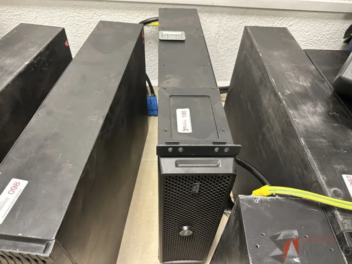 Lote 214 - APC, Smart UPS SRT5000 VA RM