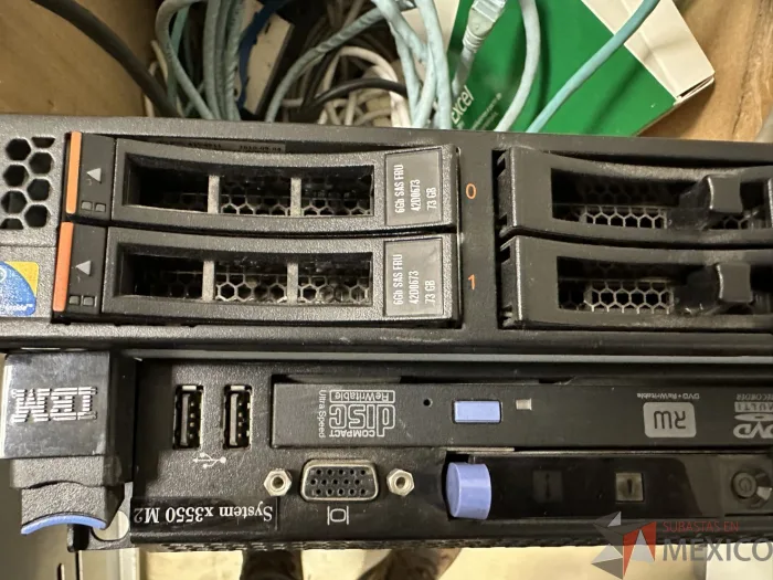 Lote 029 - Servidor IBM AC1 KQ120L7 XEON SYSTEM X3550 M2 - Imagen 4