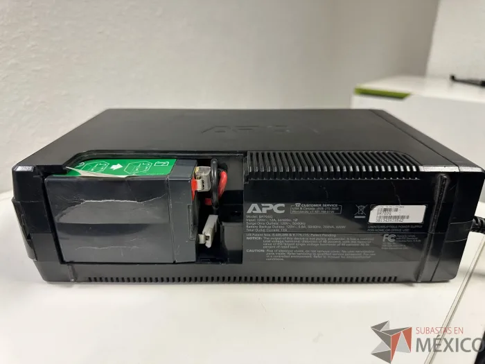 Lote 076 - 7 NoBreak APC BR700G - Imagen 3
