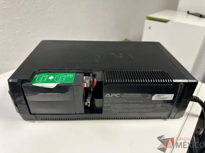 Lote 076 - 7 NoBreak APC BR700G - Imagen 2
