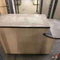 Lote 001 - Lote de muebles diversos (Mostrador, mueble, rack, etc...) - Imagen 30