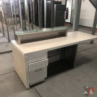 Lote 001 - Lote de muebles diversos (Mostrador, mueble, rack, etc...) - Imagen 25