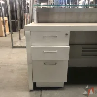 Lote 001 - Lote de muebles diversos (Mostrador, mueble, rack, etc...) - Imagen 24