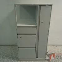 Lote 042 - 2 Gabinetes blancos con 1 espacio, 3 cajones y 1 puerta - Imagen 2