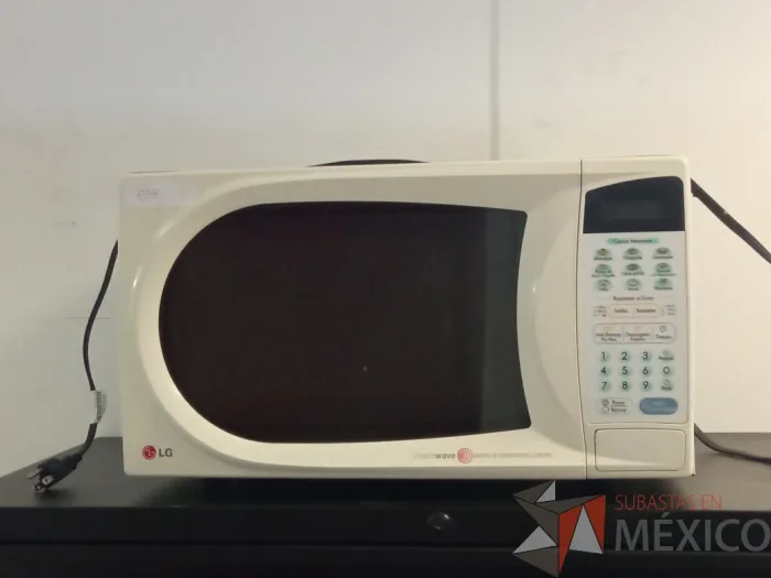 Lote 033 - Horno de Microondas