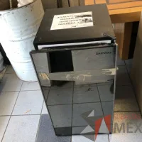 Lote 010 - 2 Frigobares Daewoo Modelo FR-142 y FR-15A - Imagen 2