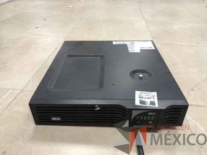Lote 096 -UPS Tripp Lite, Modelo: SMART3000RM2U