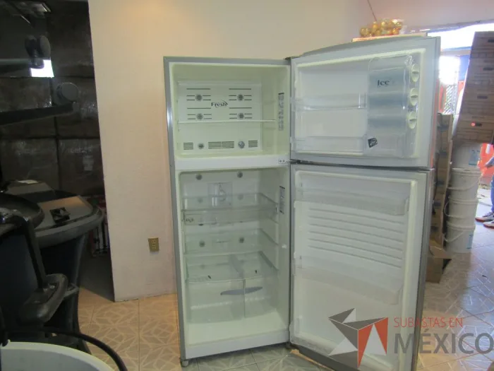 Lote 001 - Refrigerador GE - Imagen 5