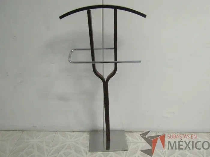 Lote 015 - Perchero - Imagen 4