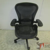 Lote 013 - Silla Herman Miller Aeron - Imagen 6