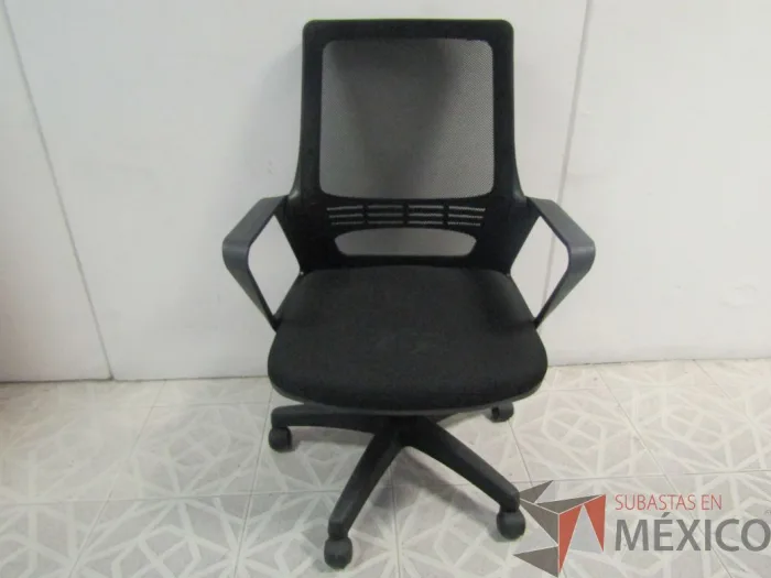 Lote 012 - 2 Sillas operativas color negro - Imagen 5