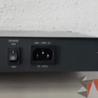Lote 016 - Switch Planet Ethernet Modelo FGSW-2612PVM - Imagen 2