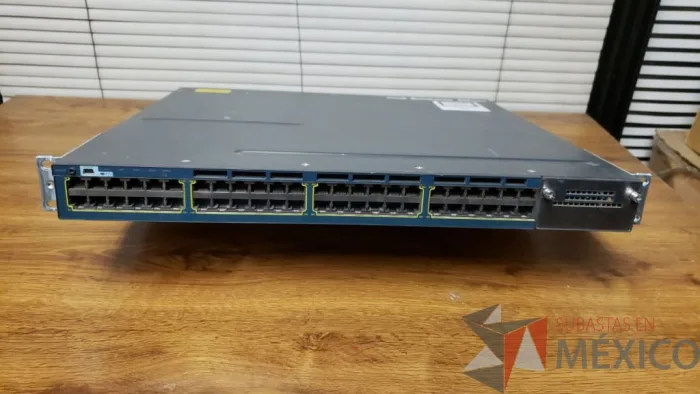 Lote 027 - SWITCH POE CISCO de 48 puertos Modelo WS C3560X 48PL V02 - Imagen 2