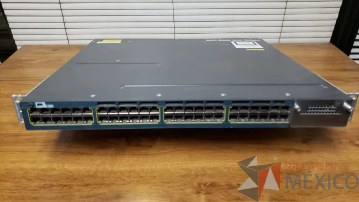 Lote 147 - SWITCH POE 48 CISCO Modelo WS C3560X 48PL V04 - Imagen 2