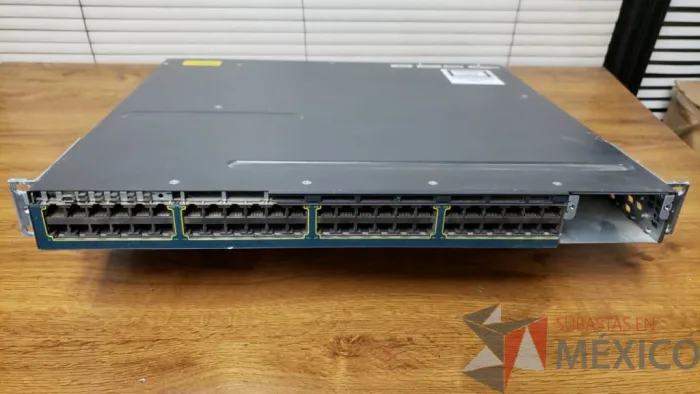 Lote 151 - SWITCH POE 48 CISCO Modelo WS C3560X 48PL V02 - Imagen 2