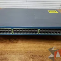 Lote 019 - SWITCH POE CISCO de 48 puertos Modelo WS C3560 48PS S V04