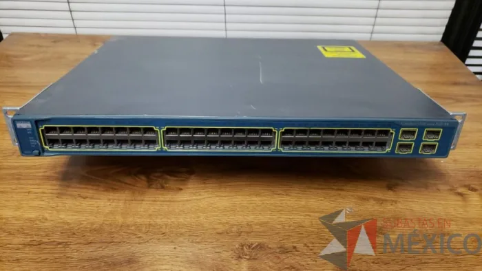Lote 019 - SWITCH POE CISCO de 48 puertos Modelo WS C3560 48PS S V04 - Imagen 2
