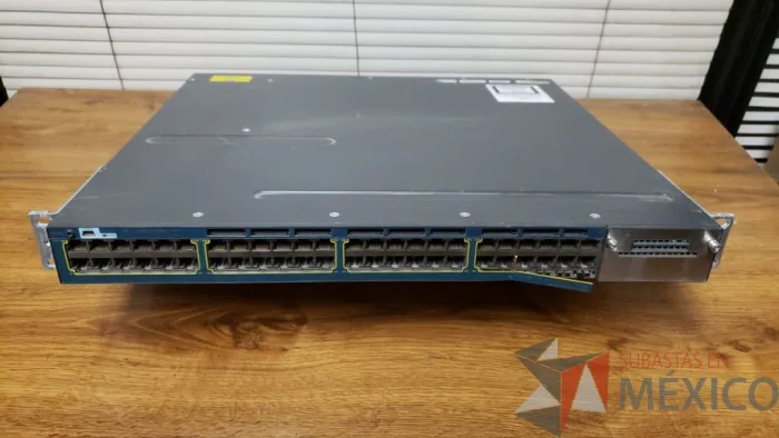 Lote 158 - SWITCH POE 48 CISCO Modelo WS C3560X 48PL V02 - Imagen 2