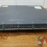 Lote 029 - SWITCH POE CISCO de 48 puertos Modelo WS C3560X 48PL V04