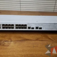 Lote 018 - SWITCH 3COM de 24 puertos Modelo SUPERSTACK 3 2226