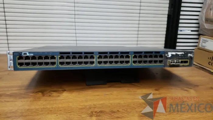 Lote 006 - SWITCH POE CISCO de 48 puertos Modelo WS C3560X 48PL V02 - Imagen 2
