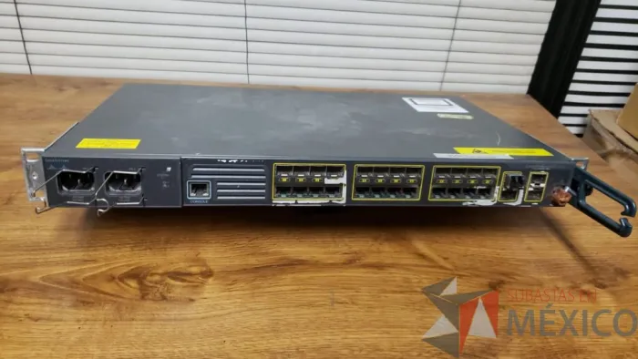 Lote 022 - SWITCH CISCO de 24 puertos Modelo ME 3400G 12CS A V03 - Imagen 2