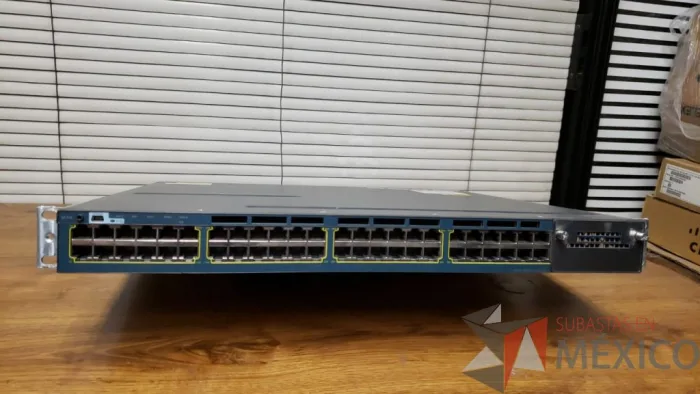Lote 017 - SWITCH POE CISCO de 48 puertos Modelo WS C3560X 48PL V04 - Imagen 2