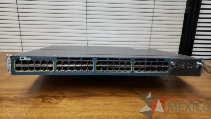 Lote 028 - SWITCH POE CISCO de 48 puertos Modelo WS C3560X 48PL V04 - Imagen 2