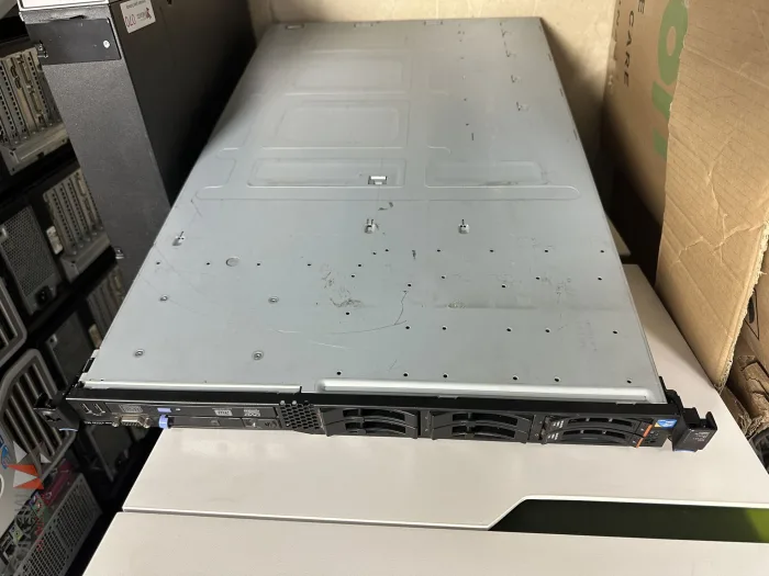 Lote 030 - Servidor IBM AC1 KQ120L7 XEON SYSTEM X3550 M2 - Imagen 2