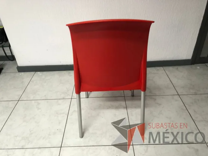 Lote 003 - 4 Sillas de comedor color rojo - Imagen 3