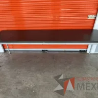 Lote 001 - Mesa de trabajo con estructura metálica y cubierta color gris - Imagen 5