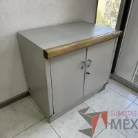 Lote 021 - Gabinete de 2 puertas con 1 entrepaño - Imagen 4