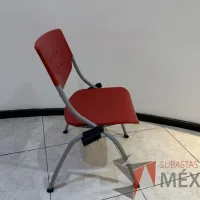 Lote 045 - 2 Sillas de visita con asiento y respaldo color rojo - Imagen 6