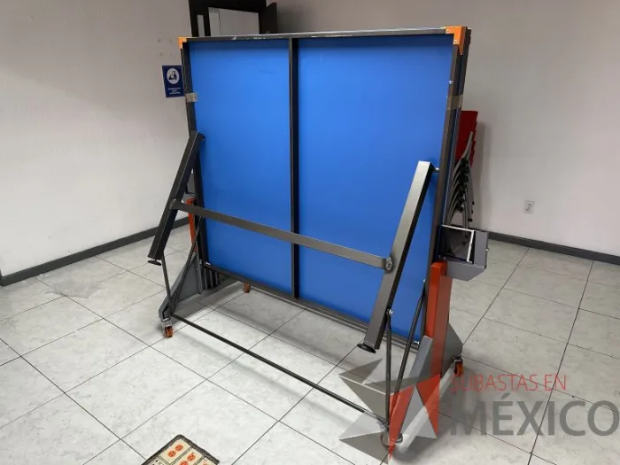 Lote 046 - Mesa de ping pong con ruedas - Imagen 4
