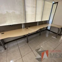 Lote 010 - Estación lineal para 6 personas con cubiertas color madera - Imagen 8