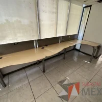 Lote 010 - Estación lineal para 6 personas con cubiertas color madera - Imagen 10