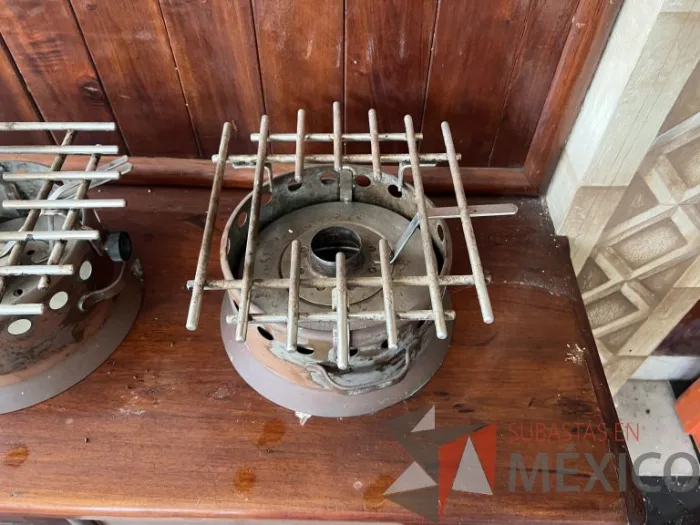 Lote 029 - 3 Calentadores - Imagen 5