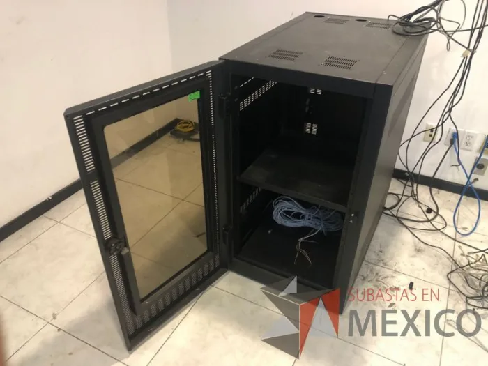 Lote 011 - Gabinete de comunicaciones metálico color negro - Imagen 7