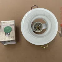 Lote 093 - 9 Bases para focos y 10 focos LED