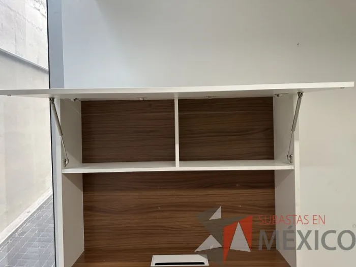 Lote 039 - Estación de trabajo para 1 persona con 1 gaveta y orificios para cable - Imagen 7