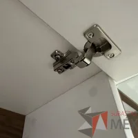 Lote 039 - Estación de trabajo para 1 persona con 1 gaveta y orificios para cable - Imagen 10