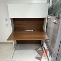Lote 039 - Estación de trabajo para 1 persona con 1 gaveta y orificios para cable - Imagen 12